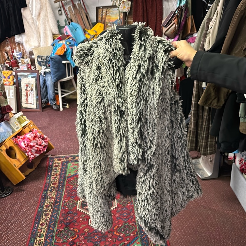 Jolt Faux Fur Shawl